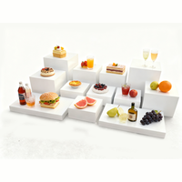 Lot de 12 Présentoirs de Buffet Modernes en Acrylique Blanc pour Aliments, Écologiques et Résistants à l'Eau, pour Mariages, Fêtes et Utilisation sur Table