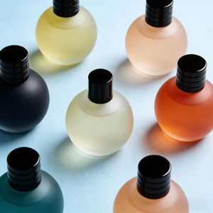 Spray Corporal para Hombre con Aroma Oud, Fragancia Good Girl, Perfume de Lujo Árabe de Dubái para Hombre y Mujer, Disponible en EE. UU. - Product Image 5