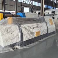 Machine de formage de tôles d'acier à 4 rouleaux CNC robuste pour la construction navale