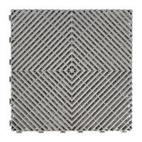 Carreaux de sol de garage en PVC robuste avec installation par clic Revêtement de sol automobile résistant à l'usure pour villas et ateliers
