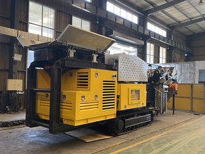 MONDE 2025 Prix d'usine Importation japonaise <span class=keywords><strong>Concasseur</strong></span> <span class=keywords><strong>mobile</strong></span> à mâchoires 80-100t/h <span class=keywords><strong>Concasseur</strong></span> de pierre <span class=keywords><strong>mobile</strong></span> à mâchoires à vendre - Product Image 4