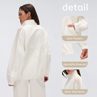 Veste de protection solaire UPF 50+ pour femme, légère, respirante, avec empiècements en maille, hydrofuge, coupe ample, col montant, infroissable