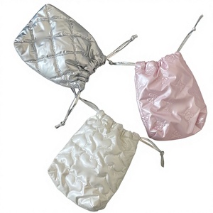 Sac de rangement souple pour appareil photo, rose, blanc, argenté, en PU brillant, pour fille, portable, mignon, avec cordon de serrage, anti-chute, pour activités de plein air - Product Image 4
