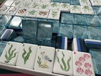 Büyük Stok Gönderimi 7 Gün Deniz Fantazisi Mahjong Aqua Mermer Sırtlı Altın Simli Kıyı Sanatı Fayansları Akrilik Mahjong