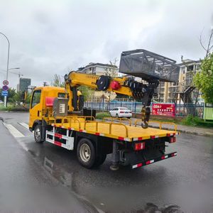 Gru su Camion Multifunzione Tre-in-Uno Howo da 20 Metri per Operazioni ad Alta Quota per Caricare Merci - Product Image 4