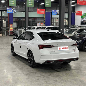 Skoda <span class=keywords><strong>Octavia</strong></span> <span class=keywords><strong>2023</strong></span>, 5 Puertas, 5 Plazas, Hatchback Usado, Automático, Interior Oscuro, Volante a la Izquierda - Product Image 5