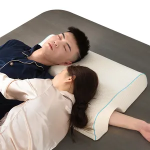 Cuscino per coppia in memory foam ortopedico ergonomico queen size con slot per braccio più venduto del 2023