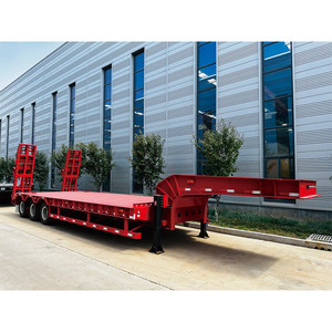 Semi-remorque surbaissée 3 essieux 80 tonnes avec coude pivotant hydraulique détachable, double rampe en acier robuste - Product Image 3