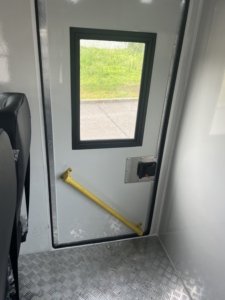 Autobús de Pasajeros Isuzu <span class=keywords><strong>4x4</strong></span> Personalizado Profesionalmente para Necesidades de Transporte Comercial - Product Image 5