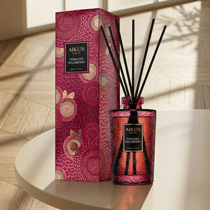 Aikun Fast Turnaround 150ml Custom Wildberry Rose Amber Ruby Glass <b>Reed</b> <b>Diffuser</b> Pattern Gift Set <b>For</b> Cross Border Ecommerce - Product Image 1