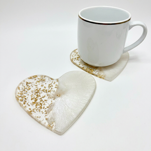 Sous-verres en résine époxy faits à la main avec incrustation de feuilles d'or pour la Saint-Valentin, la fête des mères et la décoration de Pâques - Product Image 1