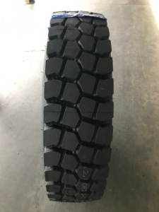 Chinese Best Truck Tire 10.00x20 9.00r20 10.00r20 11r 24.5 Tires 12.00r20 <b>Block</b> Pattern Radial TBR Tyre - Product Image 2