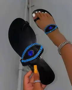New fashion women's flat shoes 2021 slippers diamond flip-flops indoor slippers for women cartoon slippers for women