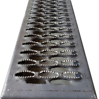 Plaque antidérapante personnalisée et galvanisée avec une feuille métallique à bouche de crocodile pour grille de sécurité