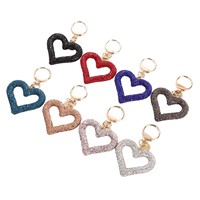 Porte-clés de voiture cœur creux entièrement serti de diamants, idéal pour accessoires de voiture, pendentifs de sac et cadeaux commémoratifs - Vente chaude