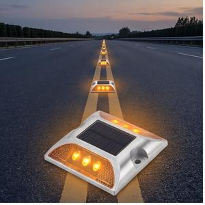 Delineateur de circulation réfléchissant antidérapant à clignotement synchronisé, borne solaire routière en aluminium pour la sécurité des passages piétons - Product Image 2