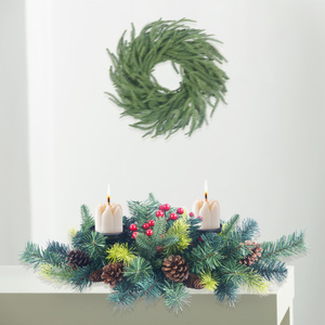 Décoration de table de Noël LANJO avec 2 porte-bougies de Noël et guirlandes lumineuses LED - Product Image 1