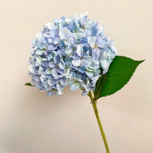 Hortensia artificiel haut de gamme à 3 feuilles, imprimé en 3D, fleur colorée à 5 têtes pour la décoration de mariages, de la Saint-Valentin et de Thanksgiving - Product Image 1