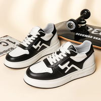 Chaussures de skate pour hommes baskets en cuir hauteur interne augmentant semelle épaisse plate-forme à lacets fait à la main respirant pour homme