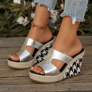 Mules compensées pour femme, personnalisables OEM/ODM, direct usine, doré métallisé pied-de-poule, style espadrille, plateforme, bout ouvert, à enfiler, confort estival - Product Image 4