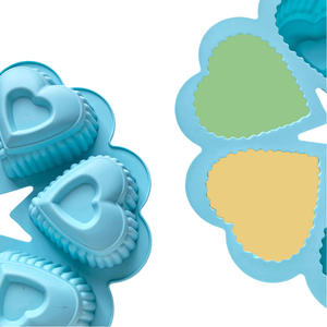 <span class=keywords><strong>Moule</strong></span> à gâteau <span class=keywords><strong>en</strong></span> <span class=keywords><strong>forme</strong></span> <span class=keywords><strong>de</strong></span> cœur à 6 cavités <span class=keywords><strong>de</strong></span> haute qualité et écologique - Product Image 4