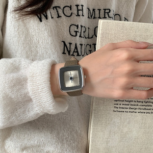 Montres pour femmes avec cadran carré vintage, bracelet en cuir décontracté, montres-bracelets pour femmes, à porter au quotidien, meilleur choix pour un cadeau - Product Image 6