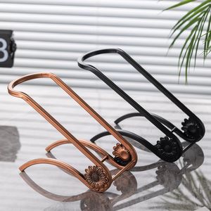 Moderno Porta Botellas de Vino de Cobre con Diseño Floral, Soporte Metálico Resistente para Decoración de Sala de Estar o Fiestas - Product Image 1