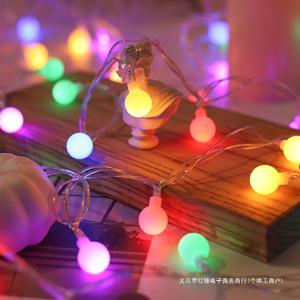 Cadena de luces decorativas LED cálidas alimentadas por USB y batería de 10M para decoraciones navideñas de hadas al aire libre - Product Image 1