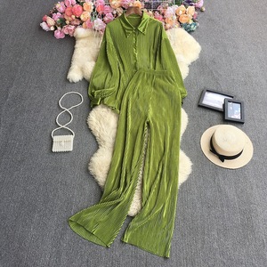 Ensemble de mode femmes lâche à manches longues plissé couleur propre chemise deux pièces ensemble de taille haute Vertical <span class=keywords><strong>large</strong></span> jambe <span class=keywords><strong>pantalon</strong></span> femmes ensemble - Product Image 4