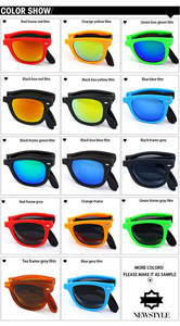 <span class=keywords><strong>Occhiali</strong></span> <span class=keywords><strong>da</strong></span> <span class=keywords><strong>sole</strong></span> pieghevoli <span class=keywords><strong>Wayfarer</strong></span> Protezione UV400 Montatura in plastica portatile Leggeri per viaggi, spiaggia, attività all'aperto - Product Image 4