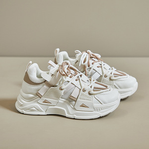 Scarpe da <span class=keywords><strong>Donna</strong></span> dal Design Casual e alla Moda Nuovi Arrivi <span class=keywords><strong>Sneakers</strong></span> Casual con Platform Stile Walking <span class=keywords><strong>per</strong></span> <span class=keywords><strong>Donna</strong></span> - Product Image 1