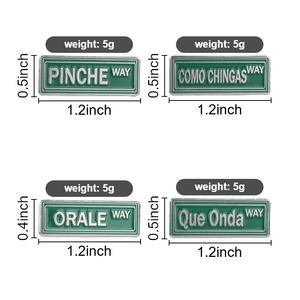Ensemble d'épingles en émail amusantes en forme de panneaux de rue espagnols pour décorer un sac à dos - Product Image 6