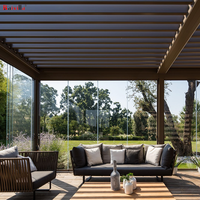 Pergola motorisée en aluminium OEM en gros avec toit rétractable et finition thermolaquée pour balcon et restaurant