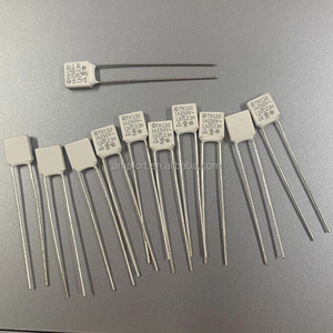 מעטפת פלסטיק מרובעת TT 5A <span class=keywords><strong>250V</strong></span> 300V הפשרה תרמית נתיך 76-150C לקיטור ברזל מייבש שיער קומקום מקרר - Product Image 3