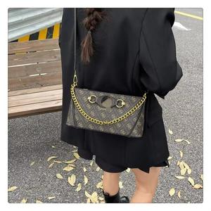 Nuevo Bolso <span class=keywords><strong>de</strong></span> Hombro/Bandolera para Mujer, Diseño Versátil con Patrón <span class=keywords><strong>de</strong></span> Dibujos Animados, PU, Invierno, con Correa <span class=keywords><strong>de</strong></span> Cadena, Clásico, Moderno y Portátil - Product Image 2