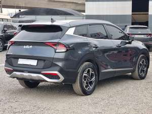 2022 GRIS El Nuevo Sportage Diésel Automático, Precio Razonable, Vehículo Usado Sin Daños, SUV Equipado con Aire Acondicionado - Product Image 2