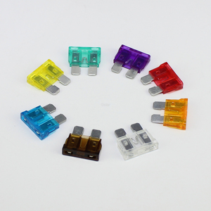 Kit <span class=keywords><strong>de</strong></span> base pour disjoncteur standard ATM, bloc <span class=keywords><strong>de</strong></span> fusibles à lame pour <span class=keywords><strong>voiture</strong></span>, avec fusibles à lame enfichables pour applications marines, VR, SUV et trikes - Product Image 5