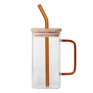 शीर्ष विक्रेता ग्लैसवेयर ड्रिंकवेयर आइस्ड कॉफी चाय मग पानी टंबलर डोकिंग ग्लास वर्ग ग्लास कप ढक्कन के साथ