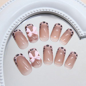 24 Uñas Postizas de ABS Color Rosa Nude, Diseño Cuadrado con Estampado de Leopardo, Decoración Sexy y Personalizada - Product Image 4