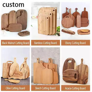 Tagliere in Legno Naturale Ecologico di Acacia, Noce e Ulivo con Logo Personalizzato per Cucina - Product Image 6