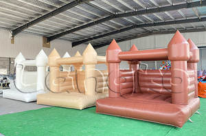 Château gonflable miniature d'intérieur, commercial, blanc pastel - Product Image 3