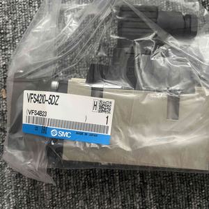 صمام ملف لولبي أصلي من SMC بخمسة منافذ يعمل بالتحكم التوجيهي، مع ختم معدني، غير قابل للتوصيل، طراز VFS4210-4DB-04 - Product Image 3