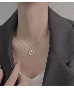 Colar <span class=keywords><strong>com</strong></span> amor zircone flash diamond loved collana a forma di cuore collana in argento con catena a clavicola da donna - Product Image 4