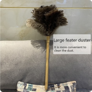 <span class=keywords><strong>Plumeau</strong></span> de plumes d'autruche à poignée en bois, doux et de haute qualité, prix d'usine, vente bon marché - Product Image 4