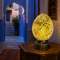 Lampe de table en forme d'oeuf en verre mosaïque turque faite à la main de petite taille moyenne Marrakech