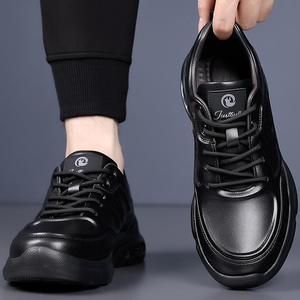 Nouvelle collection Printemps/Été 2026 : Chaussures décontractées pour hommes, style tendance, à semelle épaisse, pour l'extérieur, en cuir véritable et maille respirante, antidérapantes. - Product Image 4