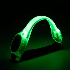 شريط عاكس مضيء من السيليكون للذراع مع شحن USB للرياضة والجري الليلي صنع في الصين - Product Image 6