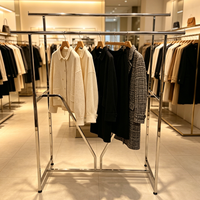 Porte-vêtements multi-barres chromé robuste à double niveau, présentoir à vêtements en métal pour magasin de vêtements