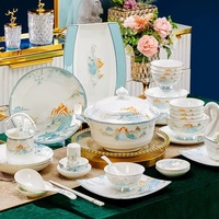 Nouvel ensemble de vaisselle en porcelaine fine de style chinois, motif paysage cyan, assiettes et bols artistiques avec soupière, idéal pour cadeau de mariage
