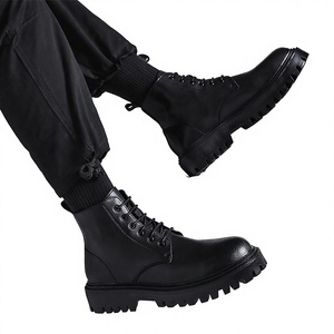 Botas Chelsea Estilo Británico para Hombre, de Piel Sintética, con Cordones, Botines con Suela Gruesa, Aumentan la Altura, Antideslizantes, Impermeables, de PVC - Product Image 1